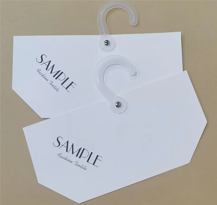 Pob Zeb Diamond Fabric Hanging Card, Dub Thiab Dawb Cardboard Hanging Card, Khaub Ncaws Kab Hlau, Textile Sample Hanging Card, Hanging Card Head Hanging Tag Ib Sab Coated Ivory Board Fbb Ntawv